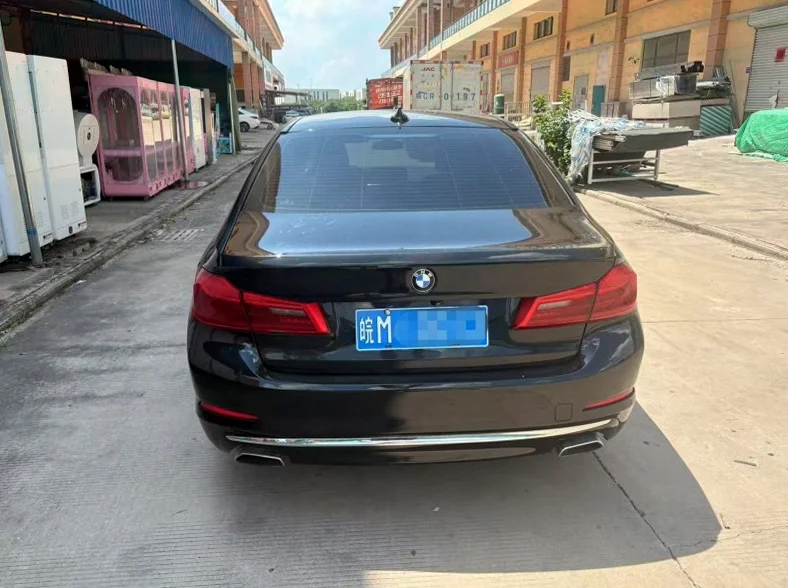 宝马5系 驾驶室