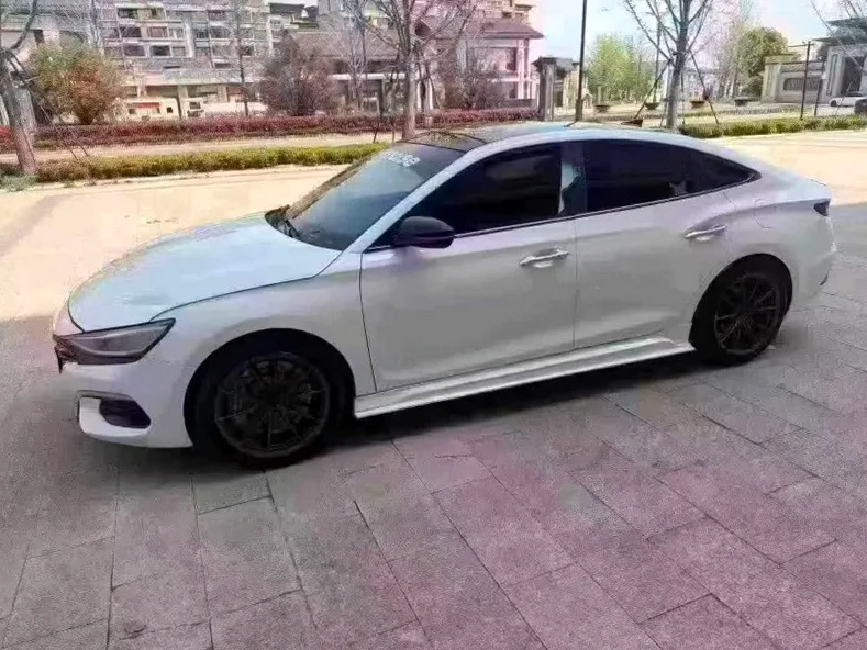 现代菲斯塔 正面外观三