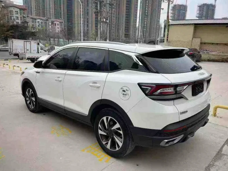 东风ax7 驾驶室
