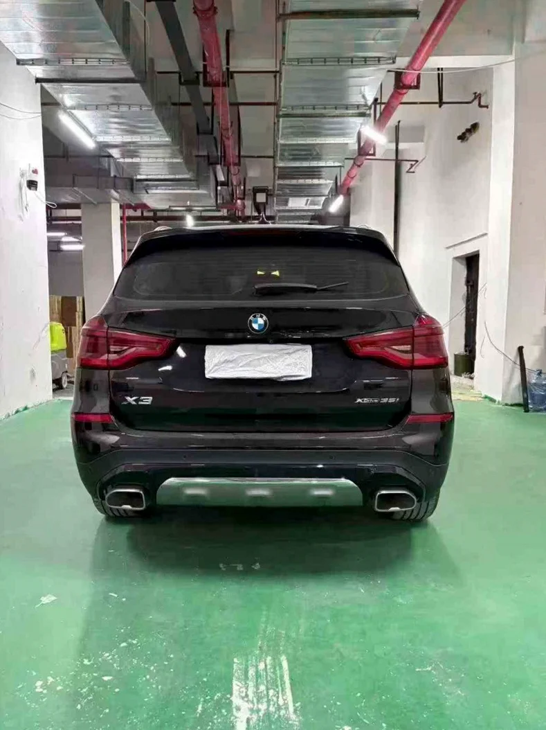 宝马X3 驾驶室