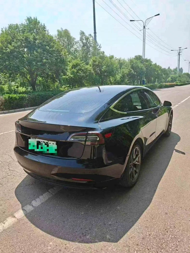 特斯拉MODEL 内饰前排