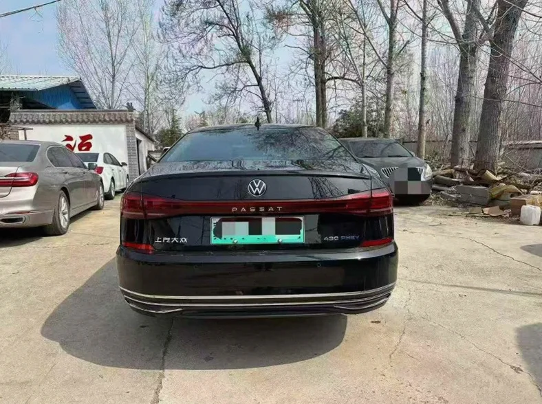大众帕萨特 驾驶室