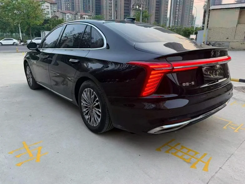 红旗H5 驾驶室