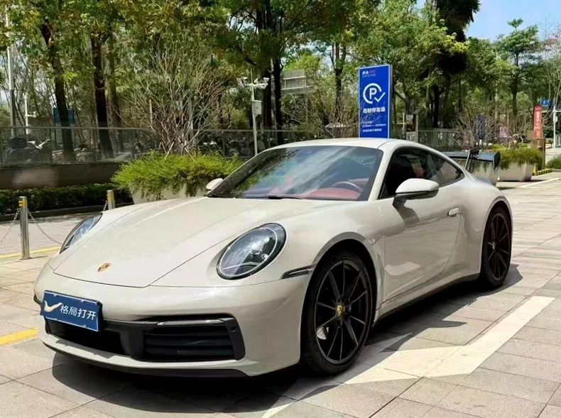 保时捷911 正面外观三