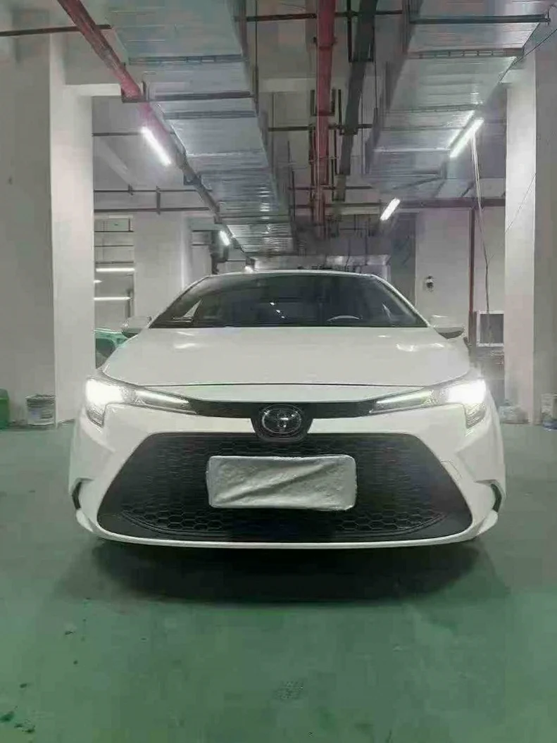23年丰田雷凌 2.0L