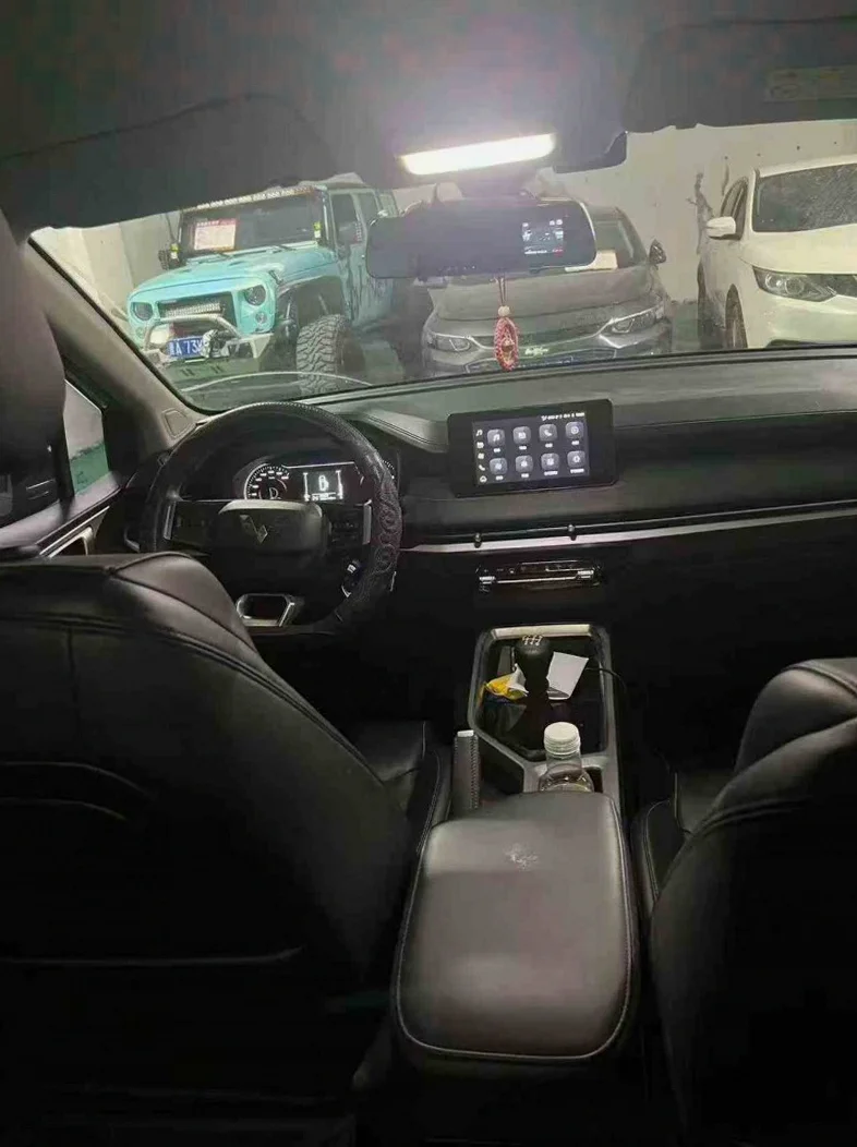 五菱汽车星辰 后面外观一