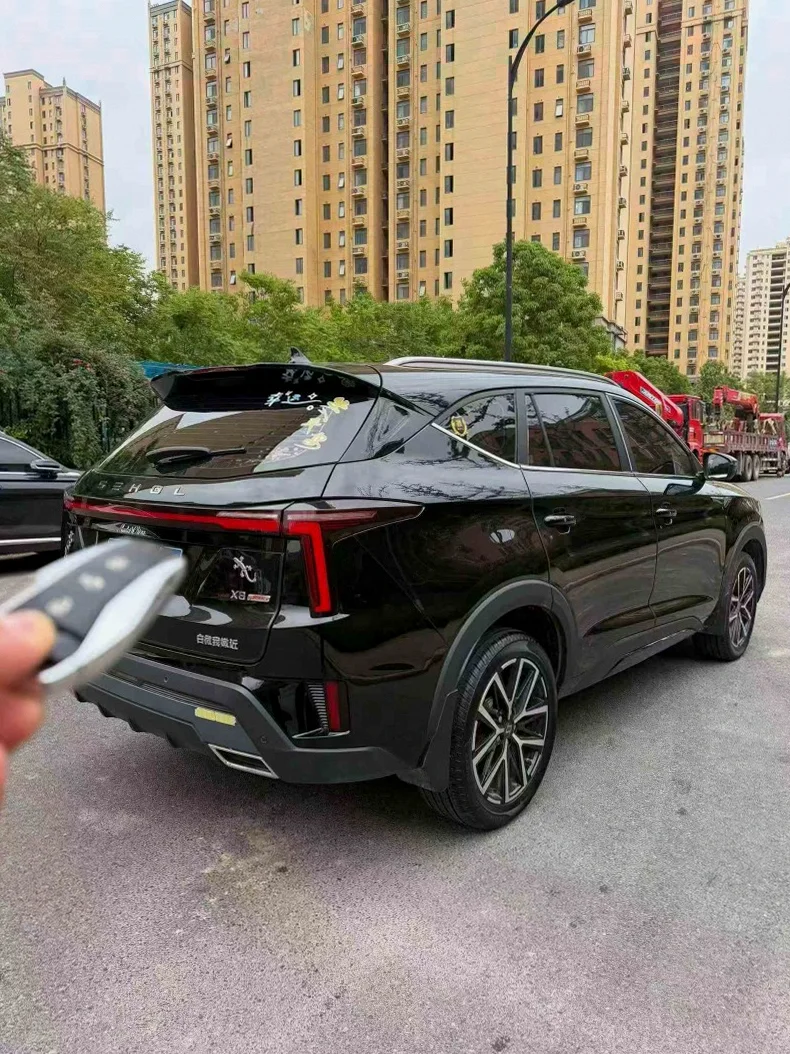 江淮思皓 内饰前排