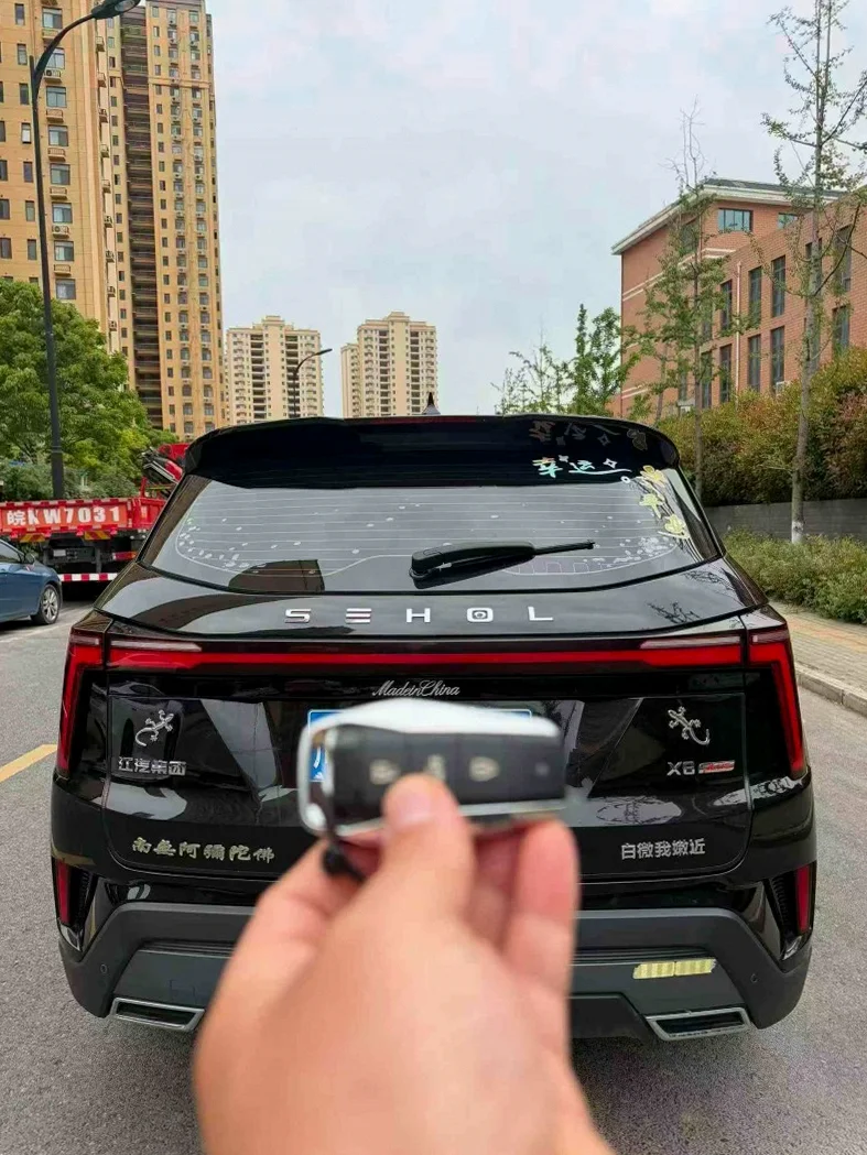 江淮思皓 驾驶室
