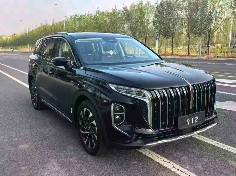 红旗HS7 正面外观二