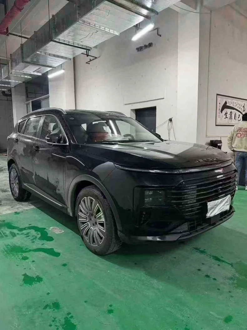 奇瑞捷途 正面外观二