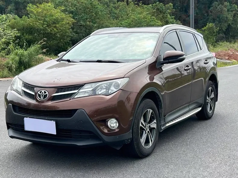 丰田RAV4荣放 正面外观二