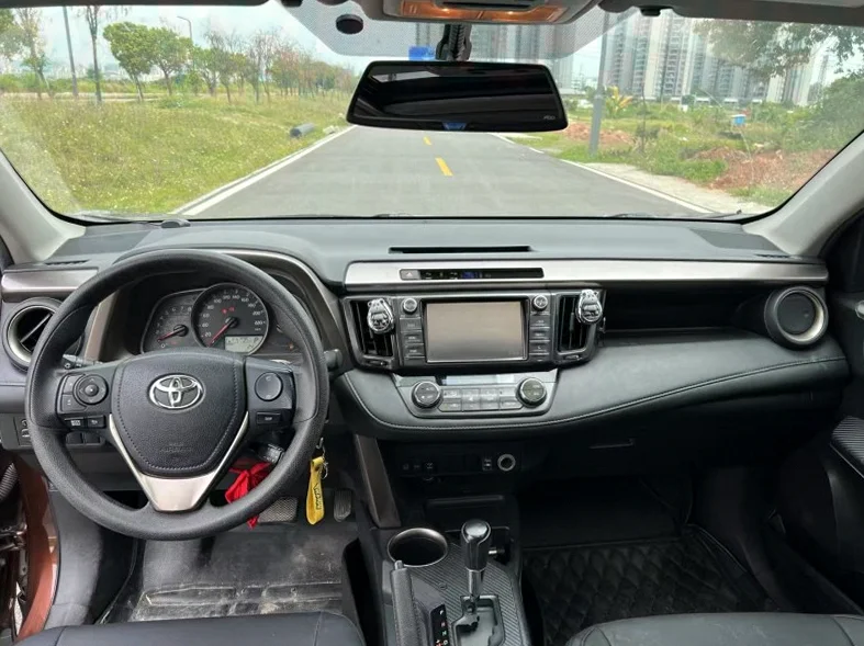 丰田RAV4荣放 后面外观三