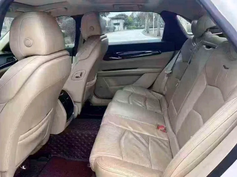 凯迪拉克CT6 后面外观三