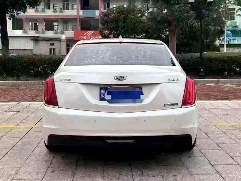 凯迪拉克CT6 驾驶室