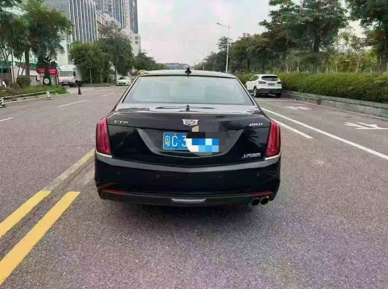 凯迪拉克CT6 驾驶室
