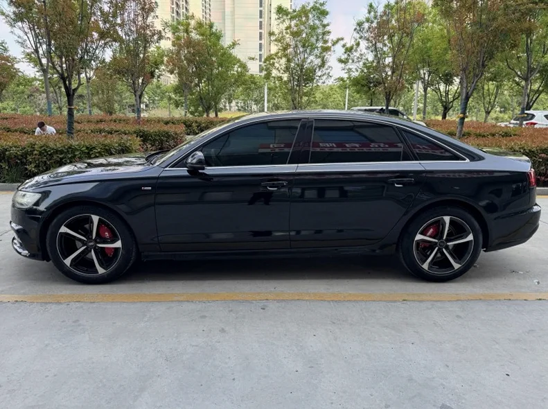 奥迪A6L 后面外观二