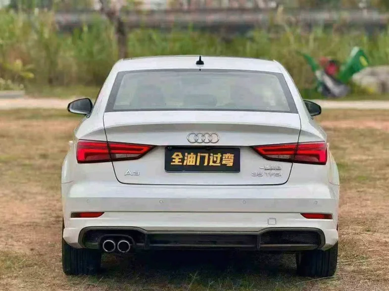 奥迪A3 驾驶室
