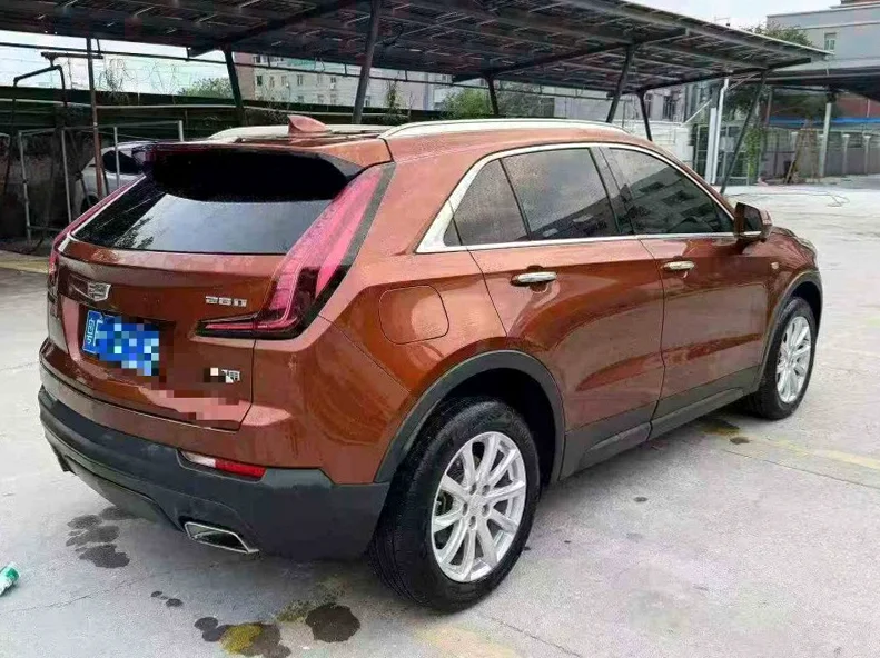 凯迪拉克XT4 内饰后排