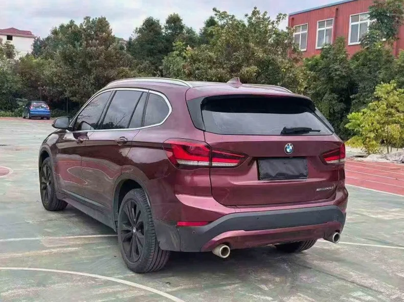 X1宝马 后面外观三