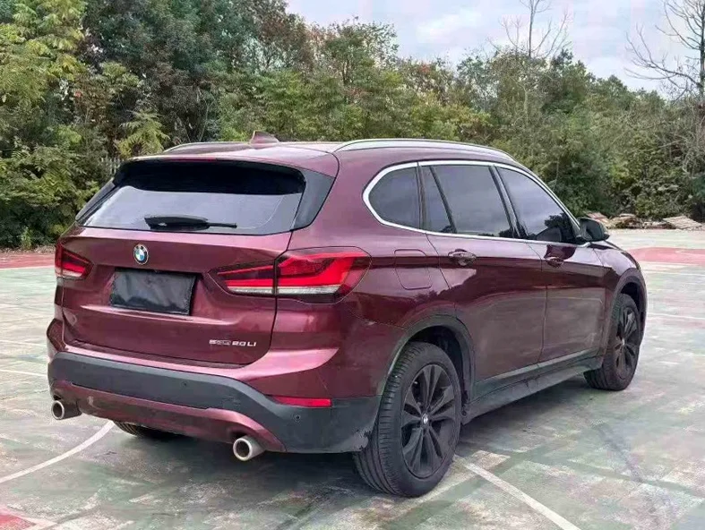 X1宝马 后面外观一