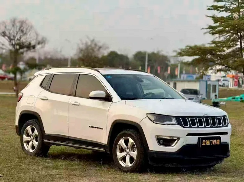 Jeep指南者 正面外观三