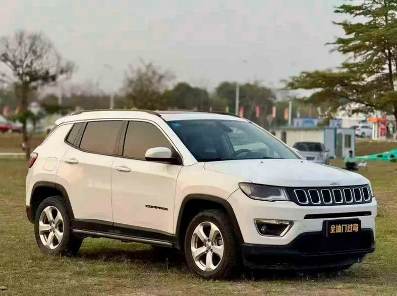 Jeep指南者 正面外观三