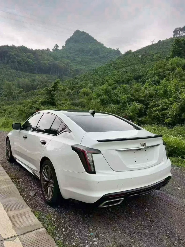 凯迪拉克CT5 后面外观二