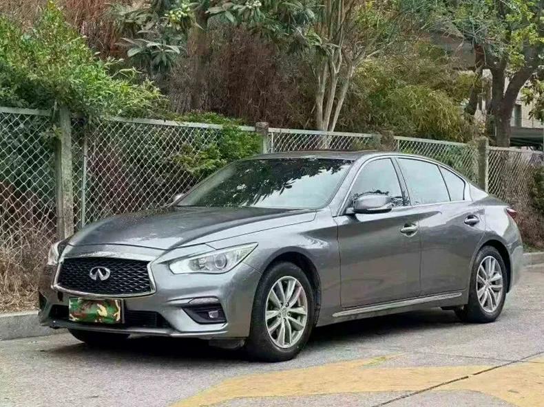 英菲尼迪Q50L 正面外观三