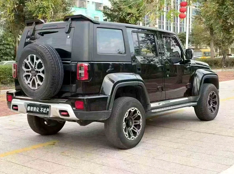 北京BJ40 后面外观三