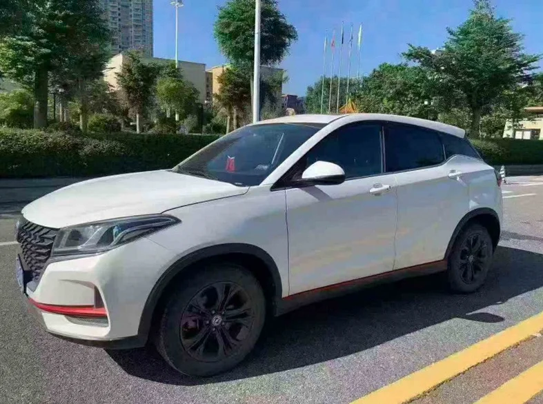 风光东风 正面外观三