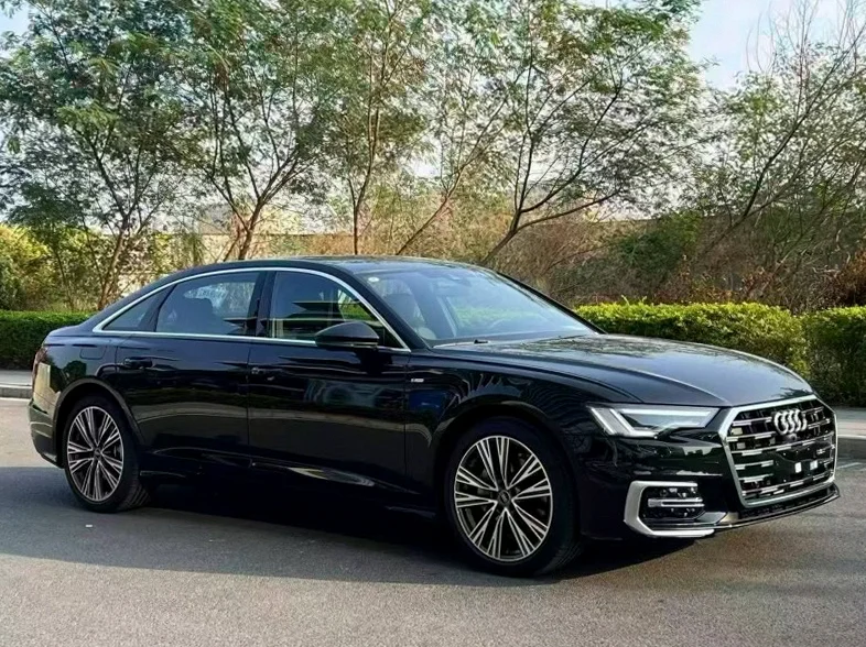 奥迪A6L 正面外观二
