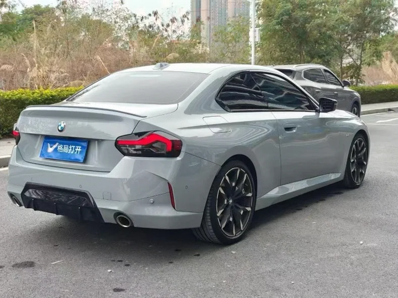 宝马2系 后面外观三