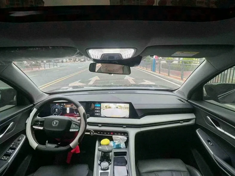 长安汽车CS75 后面外观一