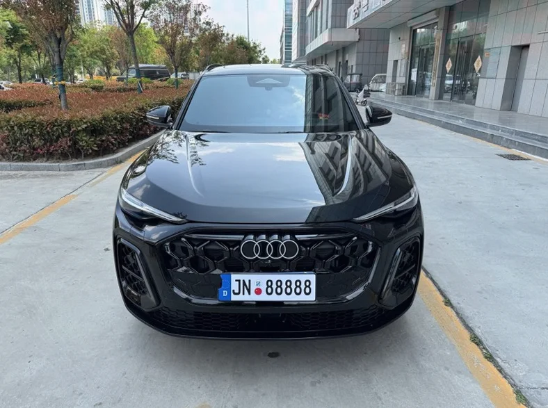 26年奥迪Q5L 豪华型