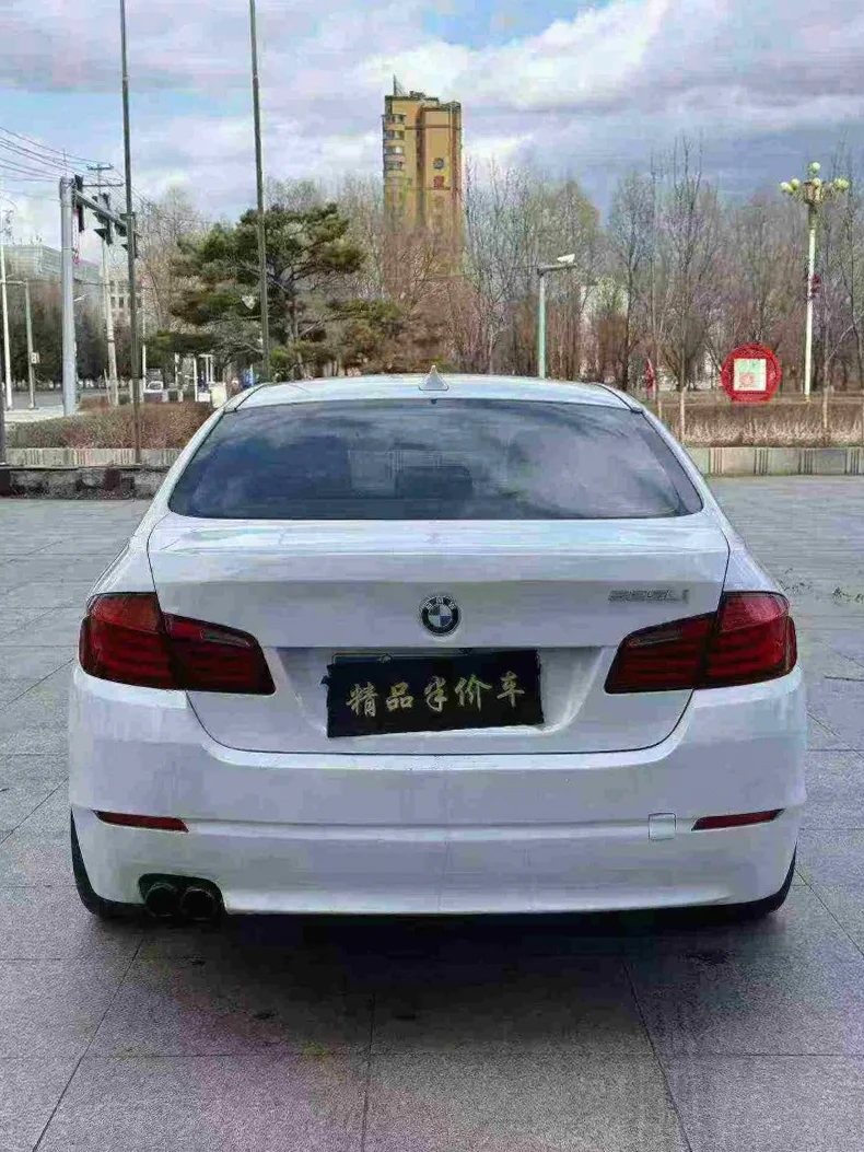 宝马5系 后面外观二