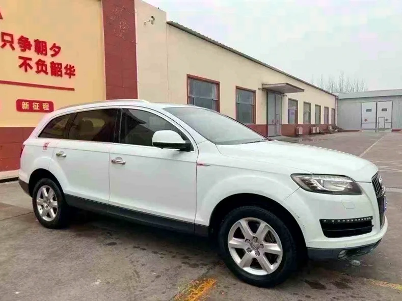 奥迪Q7 正面外观二