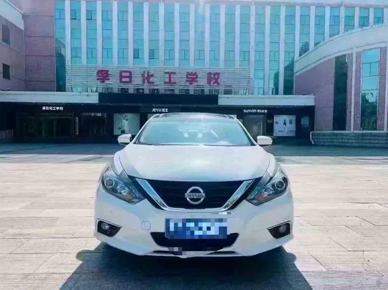 17年日产天籁公爵 2.5L XV尊领VIP