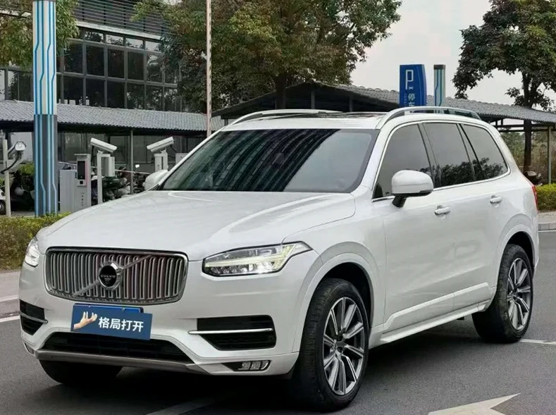 沃尔沃XC90 正面外观三