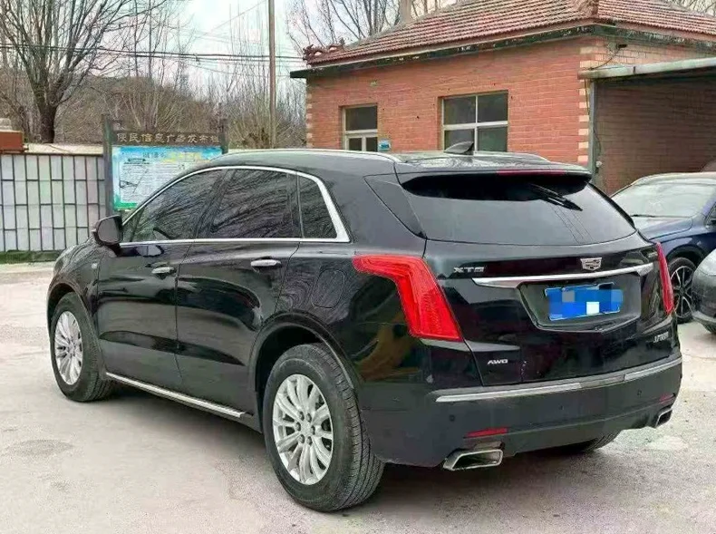 凯迪拉克XT5 驾驶室