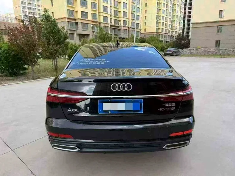 奥迪A6L 驾驶室