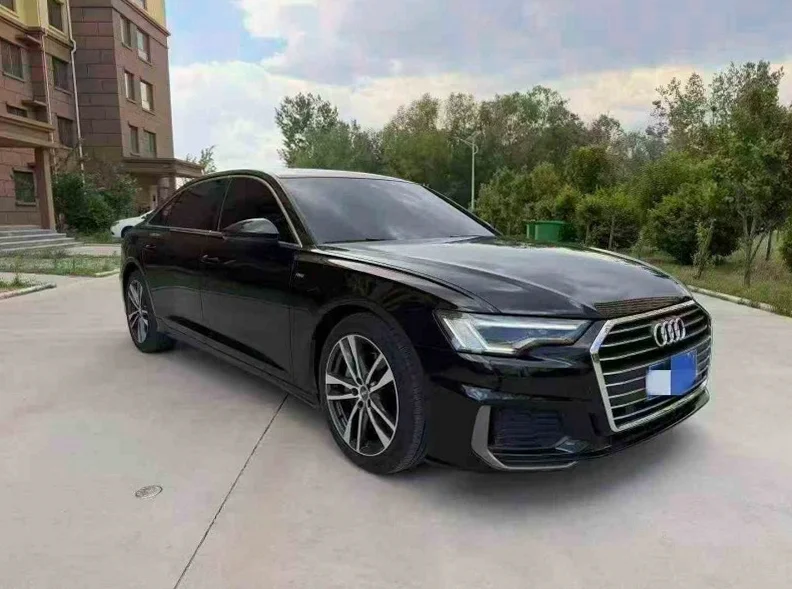 奥迪A6L 正面外观三