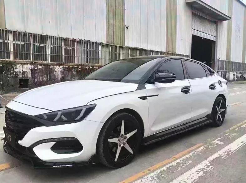 现代菲斯塔 正面外观三