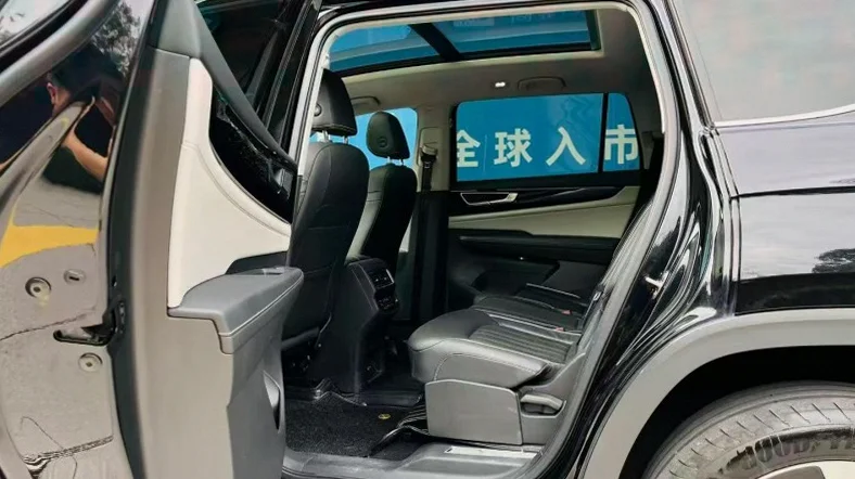 大众途昂 后面外观二