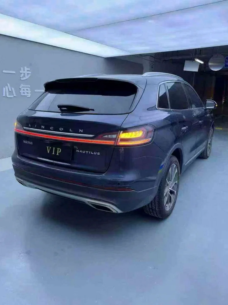 林肯航海家 驾驶室