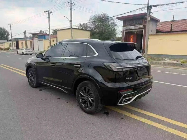红旗HS5 驾驶室