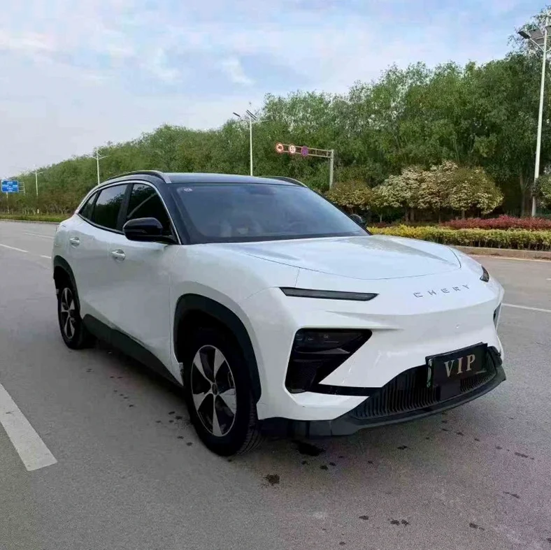 奇瑞舒享家 正面外观二