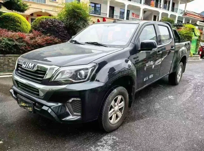 五十铃瑞迈 正面外观二