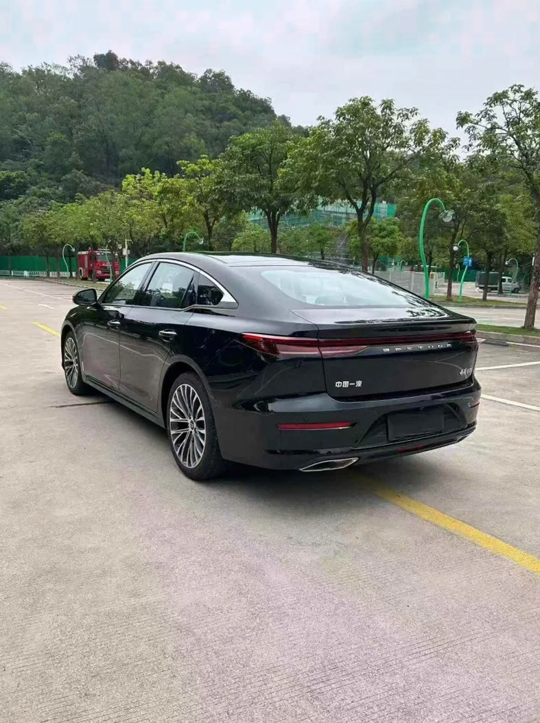 奔腾B70 驾驶室