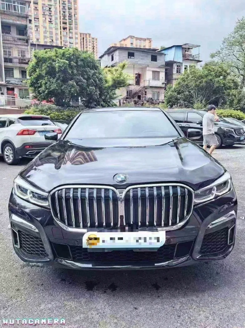 18年宝马740Li