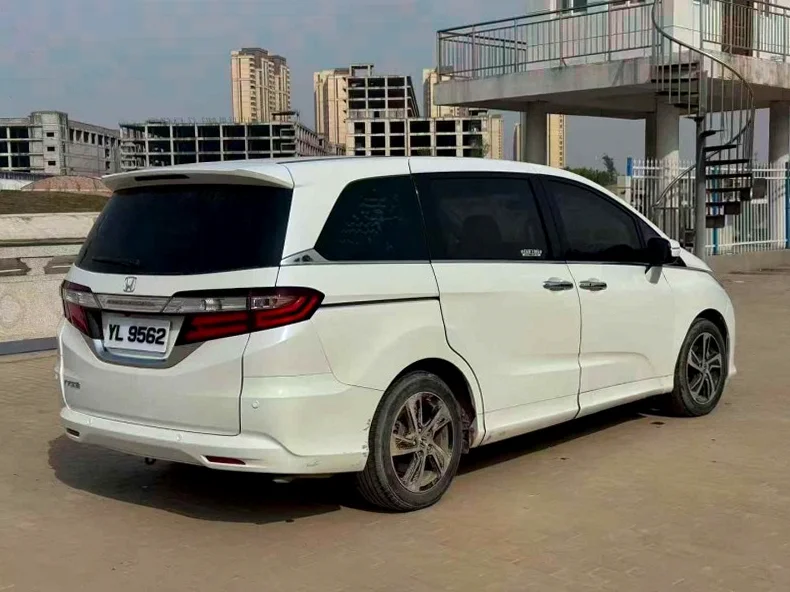 本田奥德赛 内饰前排